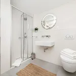 Lovely Artistic 2-bedroom By The River * Praag