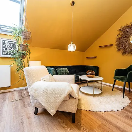 Apartamento Lovely Artistic 2-bedroom By The River *