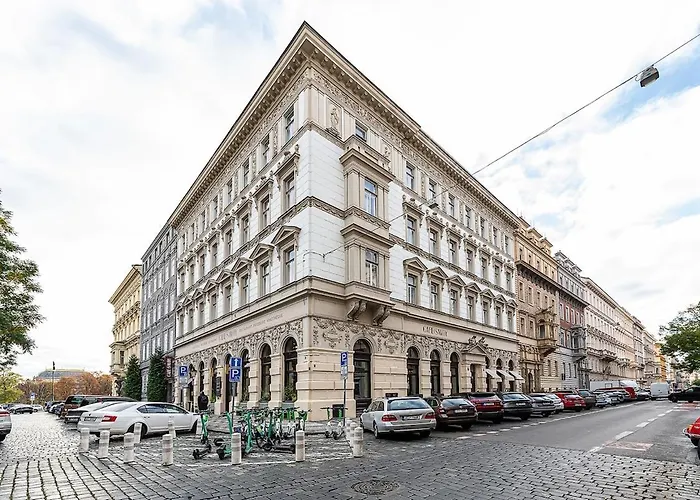 Appartamento Lovely Artistic 2-bedroom By The River Praga